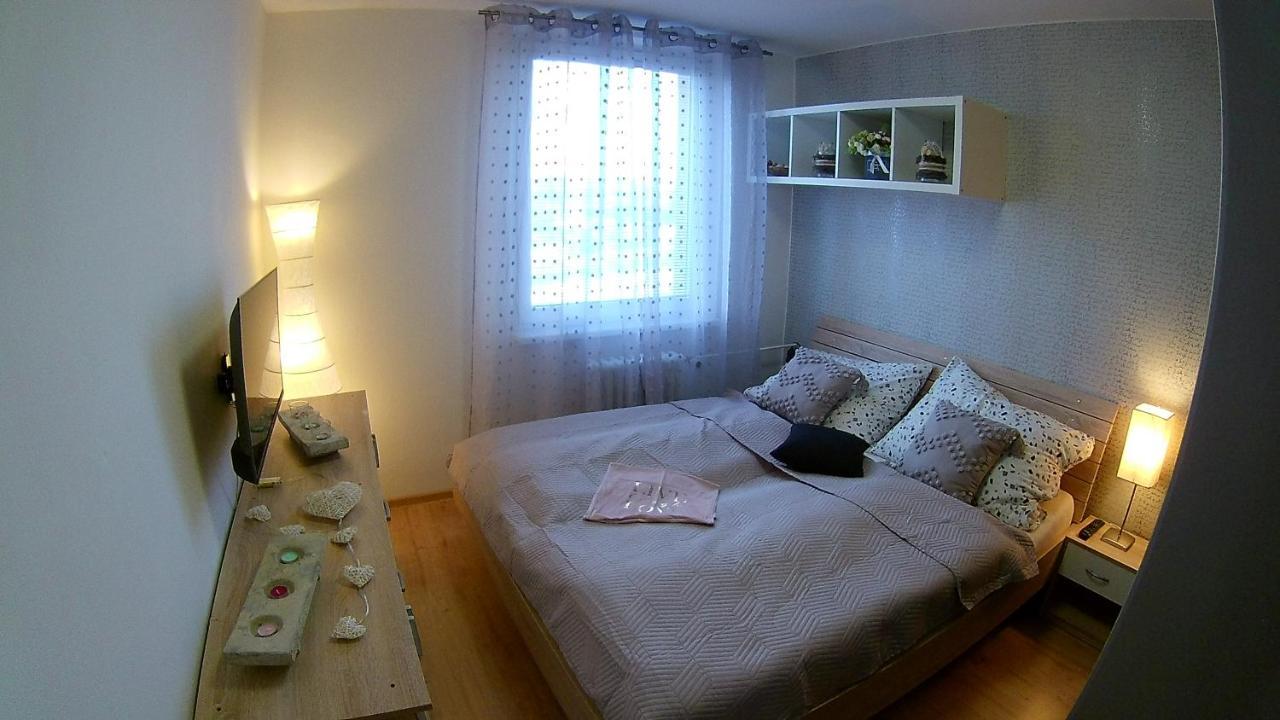 דירות זנוימו Apartman Barborka מראה חיצוני תמונה