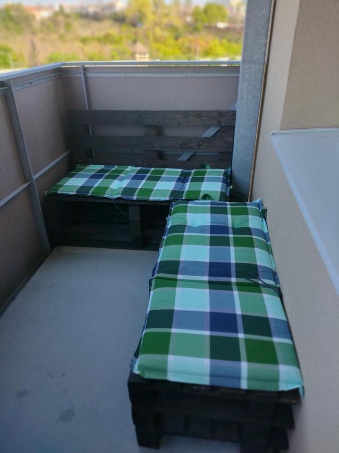 דירות זנוימו Apartman Barborka מראה חיצוני תמונה